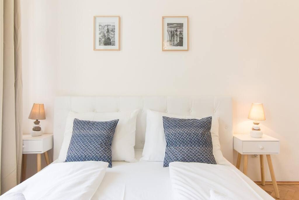 Studio In The Historic Center Apartment Prague Luaran gambar