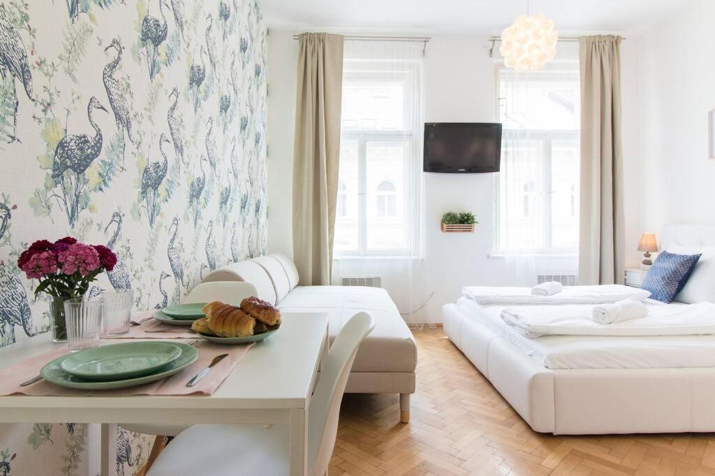 Studio In The Historic Center Apartment Prague Luaran gambar